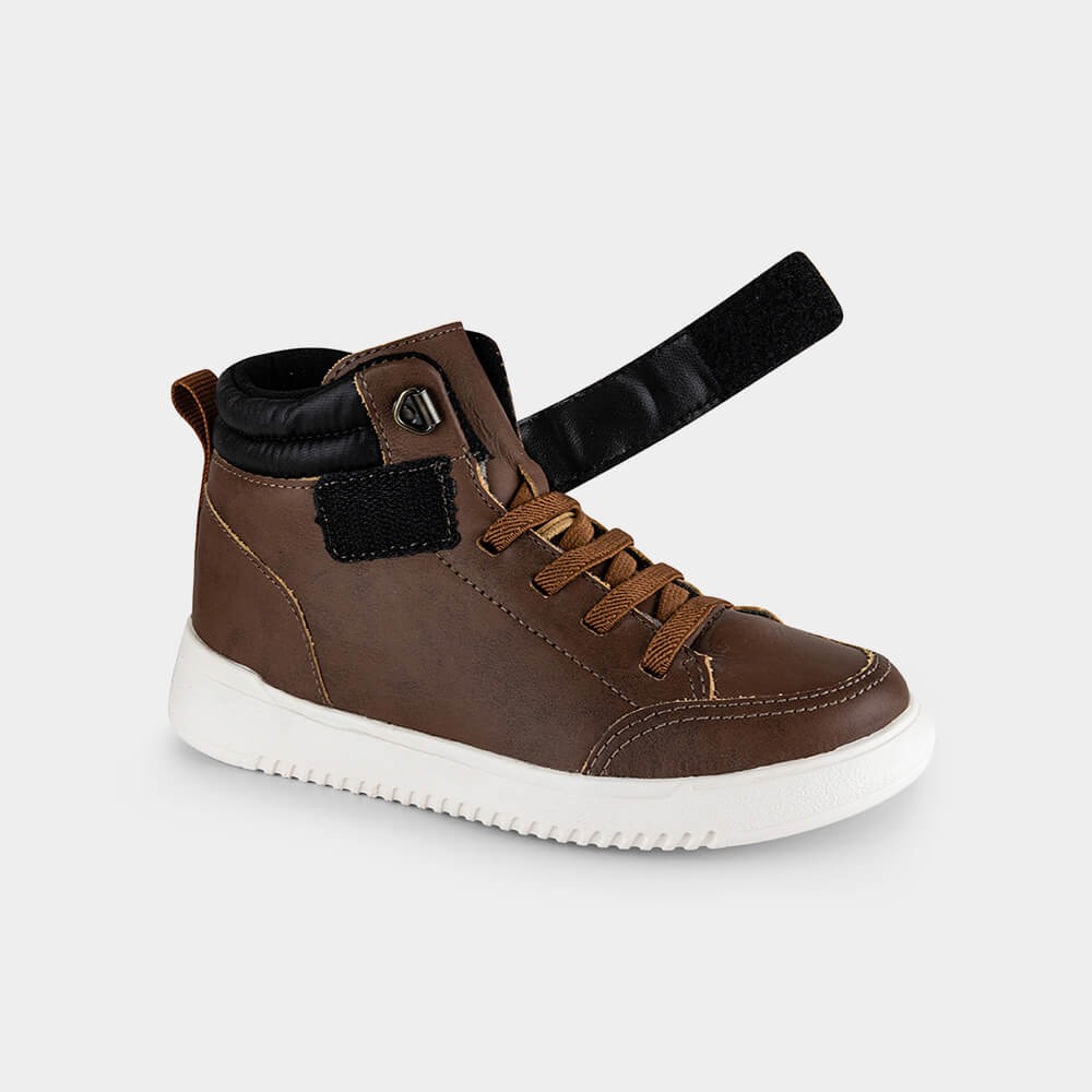 Abotinado Infantil Casual Bibi New Way Marrom com Tira