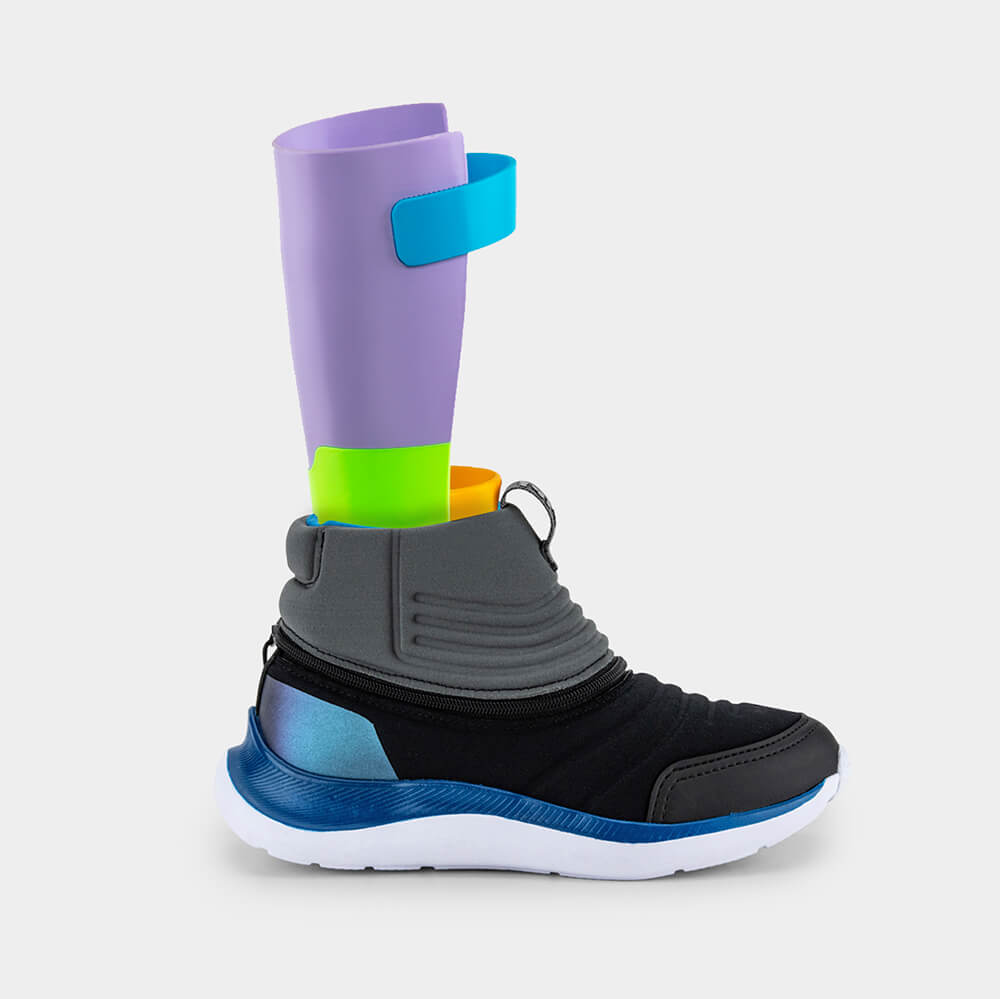 Bota Infantil Inclusiva Bibi Cinza com Preto Bibi Para Todos